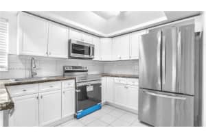 2 Meacham Ln, Tamarac, FL 33319, Sold 04/19/24
