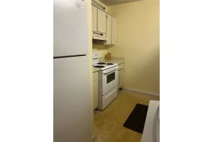 8260 SW 210th St APT 320, Cutler Bay, FL 33189, Sold 04/04/24