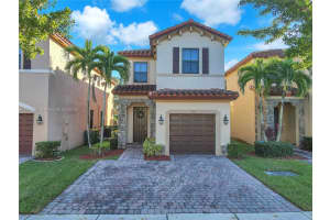 117 NE 37th Pl, Homestead, FL 33033, Sold 02/29/24