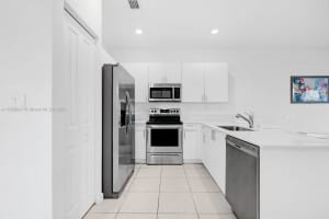 20301 NW 4th Ave, Miami Gardens, FL 33169, Sold 04/17/24