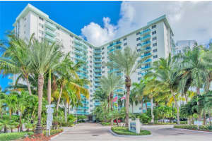 3901 S Ocean Dr #1d, Hollywood, FL 33019, Sold 07/15/24