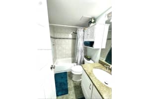 749 Landover Cir Apt 101, Naples, FL 34104, Sold 03/07/24