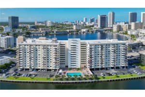 401 Golden Isles Dr APT 409, Hallandale Beach, FL 33009, Sold 06/03/24