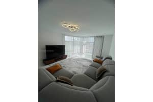 20100 W Country Club Dr APT 407, Aventura, FL 33180, Sold 08/15/24