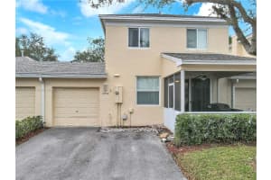 10910 Jewel Box Ln, Tamarac, FL 33321, Sold 03/26/24