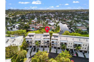 532 SE 1st Cir, Pompano Beach, FL 33060, Sold 03/07/24