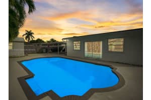 17500 NW 85th Ave, Hialeah, FL 33015, Sold 04/15/24
