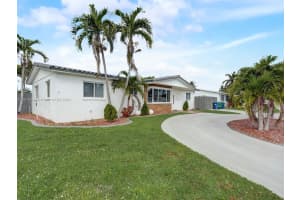 17500 NW 85th Ave, Hialeah, FL 33015, Sold 04/15/24