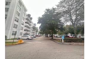 486 NW 165th St b 102, Miami, FL 33169, Sold 03/29/24