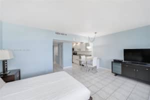 100 Lincoln Rd #919, Miami Beach, FL 33139, Sold 02/16/24