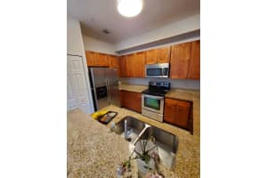 10012 NW 7th St UNIT 200, Miami, FL 33172, Sold 05/07/24