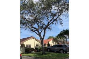 17818 NW 66th Ct Cir, Hialeah, FL 33015, Sold 03/18/24