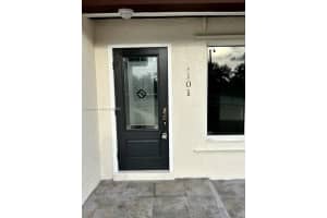 1101 NW 15th Ct, Fort Lauderdale, FL 33311, Sold 06/20/24