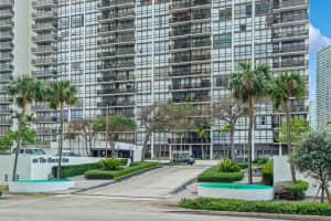 600 NE 36th St APT 1710, Miami, FL 33137, Sold 02/09/24