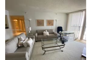 3500 Mystic Pointe Dr, Miami, FL 33180, Sold 07/31/24