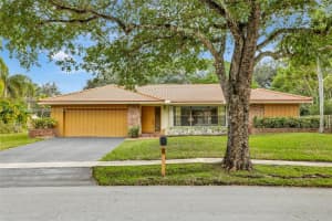 9360 NW 13th St, Plantation, FL 33322, Sold 03/11/24