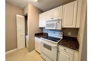 1450 SE 3rd Ave APT 401, Dania Beach, FL 33004, Sold 02/20/24