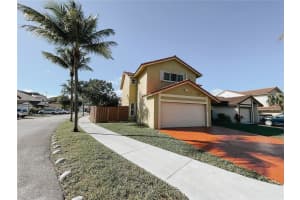 9520 SW 151 Ave, Miami, FL 33196, Sold 06/25/24