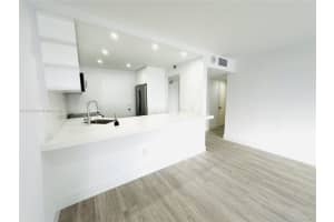 345 Ocean Dr APT 610, Miami Beach, FL 33139, Sold 04/25/24