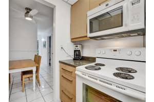 16750 NE 14th Ave APT 210, Miami, FL 33162, Sold 03/26/25