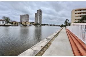 2930 Point E Dr APT E512, Aventura, FL 33160, Sold 04/12/24