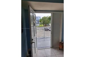 9371 Fontainebleau Blvd APT I220, Miami, FL 33172, Sold 06/13/24