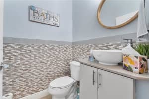 8339 Cadre Noir Rd, Wellington, FL 33467, Sold 02/15/24
