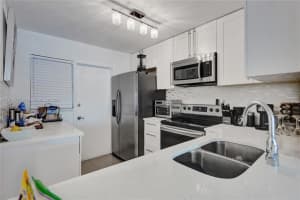 4311 Crystal Lake Dr APT 211, Pompano Beach, FL 33064, Sold 05/03/24