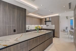 19333 Collins Ave PH-6, Sunny Isles Beach, FL 33160, Sold 05/07/24