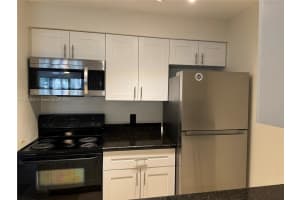 2986 S University Dr APT 8107, Davie, FL 33328, Sold 04/18/24