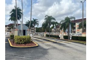 18860 NW 57th Ave APT 106, Hialeah, FL 33015, Sold 04/05/24