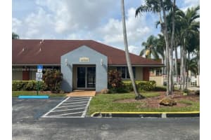18860 NW 57th Ave APT 106, Hialeah, FL 33015, Sold 04/05/24