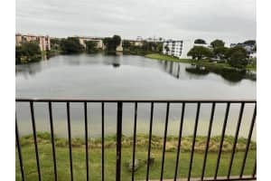 8895 Fontainebleau Blvd APT 410, Miami, FL 33172, Sold 05/16/24