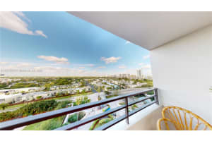2500 Parkview Dr APT 1110, Hallandale Beach, FL 33009, Sold 04/30/24