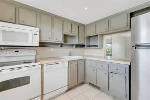 7705 NW 5th Ct APT 106, Margate, FL 33063, Sold 05/17/24