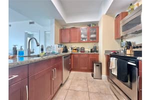 7266 SW 88th St APT A502, Miami, FL 33156, Sold 08/28/24