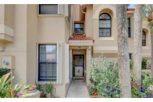 2379 Treasure Isle Dr APT 25, West Palm Beach, FL 33410, Sold 02/01/24