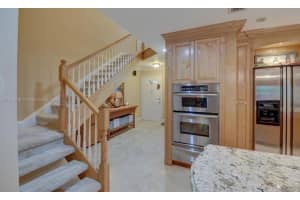 2379 Treasure Isle Dr APT 25, West Palm Beach, FL 33410, Sold 02/01/24
