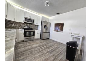190 Cape Cod Cir #190, Greenacres, FL 33467, Sold 05/28/24