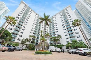 3001 S Ocean Dr APT 119, Hollywood, FL 33019, Sold 04/30/24