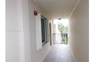 8005 SW 107th Ave APT 318, Miami, FL 33173, Sold 05/07/24