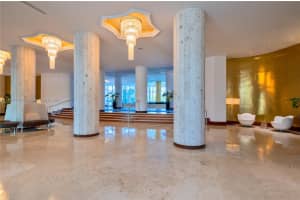 5151 Collins Ave APT 1525, Miami Beach, FL 33140, Sold 04/01/24