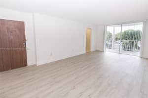 486 NW 165th St, Miami, FL 33169, Sold 01/11/24