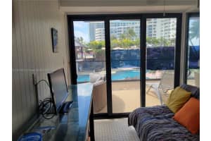 5225 Collins Ave, Miami, FL 33140, Sold 06/10/24