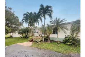35250 SW 177th Ct, Homestead, FL 33034, Sold 04/10/24