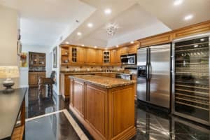 2843 S Bayshore Dr #17a, Coconut Grove, FL 33133, Sold 06/10/24