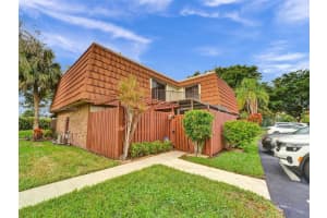 11920 SW 13th Ct, Davie, FL 33325, Sold 04/17/24