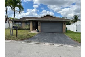 9701 NW 83rd St, Tamarac, FL 33321, Sold 04/12/24