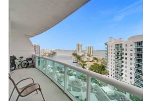 7900 Harbor Island Dr APT 1105, North Bay Village, FL 33141, Sold 06/28/24