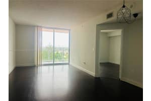 5085 NW 7th St APT 914, Miami, FL 33126, Sold 02/22/24